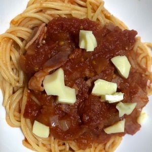 トマト缶で☆ベーコンとキノコのトマトパスタ♬